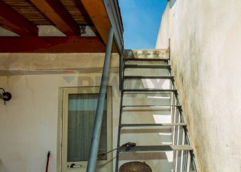 Scale - Casa indipendente via gramsci
 
283, Riposto - foto 27