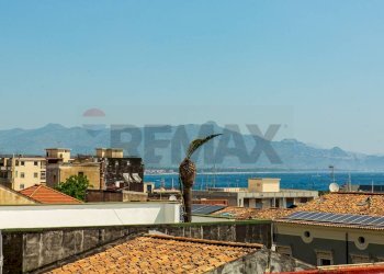 Vista dell\'acqua - Casa indipendente via gramsci
 
283, Riposto - foto 28