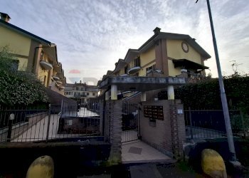 Edificio all\'aperto - Box via Unione Europea
 
2, Pozzo d'Adda - foto 2