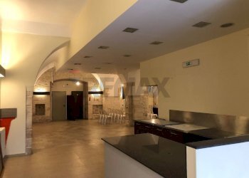 Cucina - Commercial Premises Via della libertà
 
6, Putignano - photo 1