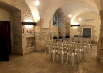 Sala da pranzo - Commercial Premises Via della libertà
 
6, Putignano - photo 7