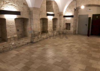 Stanza vuota - Commercial Premises Via della libertà
 
6, Putignano - photo 10