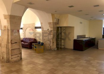 Soggiorno - Commercial Premises Via della libertà
 
6, Putignano - photo 16