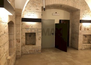 Cantina - Commercial Premises Via della libertà
 
6, Putignano - photo 18