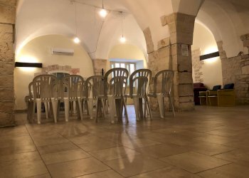 Sala da pranzo - Commercial Premises Via della libertà
 
6, Putignano - photo 20