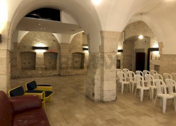 Cantina - Commercial Premises Via della libertà
 
6, Putignano - photo 21