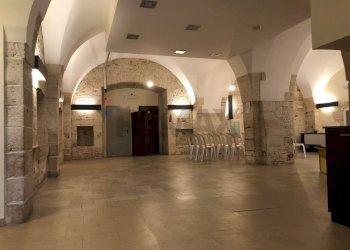 Ricezione / Lobby - Commercial Premises Via della libertà
 
6, Putignano - photo 30