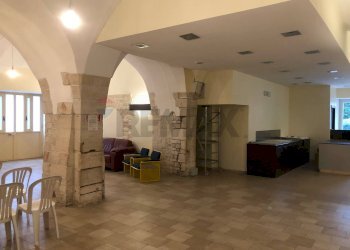 Ricezione / Lobby - Commercial Premises Via della libertà
 
6, Putignano - photo 37