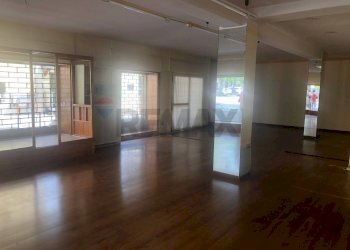 Stanza vuota - Locale Commerciale Perugia - foto 5