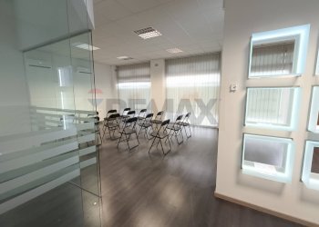 Sala da pranzo - Ufficio Via Giuseppe Garibaldi
 
107, Magione - foto 3