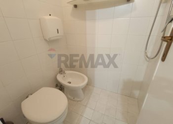 Bagno - Ufficio Via Giuseppe Garibaldi
 
107, Magione - foto 16