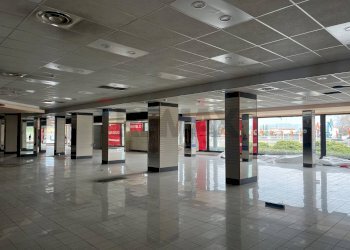 Ricezione / Lobby - Commercial Premises san padre pio
 
25, Bastia Umbra - photo 19