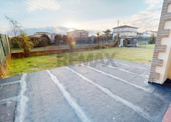 Casa all\'aperto - Quadrilocale VIA SOLFERINO
 
8, Marsciano - foto 17