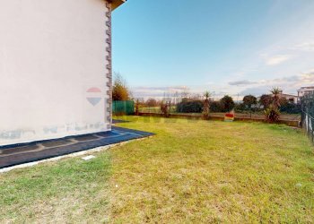 Giardino - Quadrilocale VIA SOLFERINO
 
8, Marsciano - foto 22