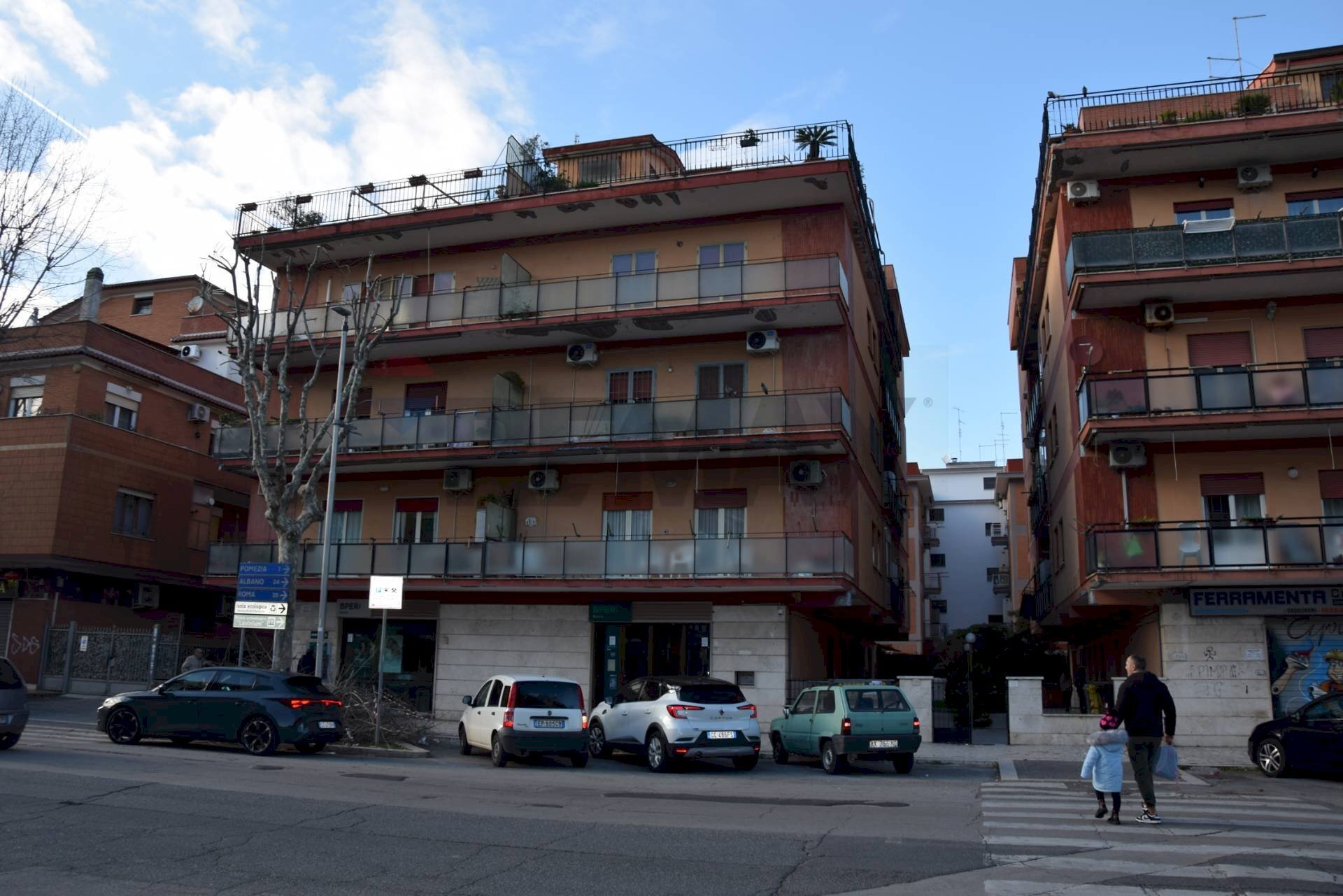 Edificio all\'aperto - Four-room apartment Viale Danimarca
57, Pomezia - photo 3