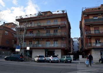 Edificio all\'aperto - Four-room apartment Viale Danimarca
 
57, Pomezia - photo 3