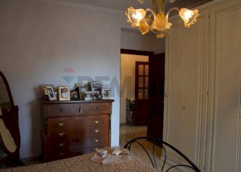 Camera / camera da letto - Four-room apartment Viale Danimarca
 
57, Pomezia - photo 17