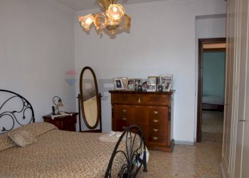 Camera / camera da letto - Four-room apartment Viale Danimarca
 
57, Pomezia - photo 18