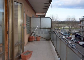 Balcone - Four-room apartment Viale Danimarca
 
57, Pomezia - photo 19
