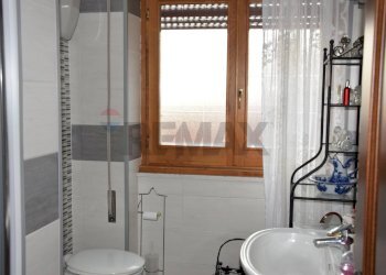 Bagno - Four-room apartment Viale Danimarca
 
57, Pomezia - photo 22