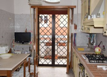 Cucina - Four-room apartment Viale Danimarca
 
57, Pomezia - photo 26