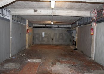 Parcheggio - Box Via Zara
 
12, Pomezia - photo 5