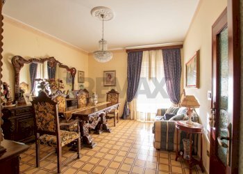 Sala da pranzo - Appartamento VIA M. BONANNO
 
49, Siracusa - foto 8