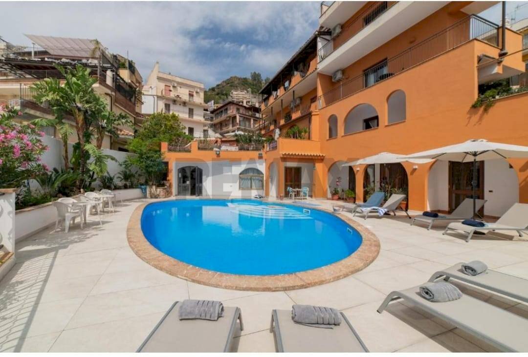 Piscina - Apartment traversa A di via Gaetano martino, Taormina - photo 1