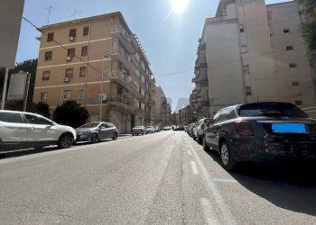 Edificio all\'aperto - Attico Caltanissetta
 
55, Caltanissetta - foto 1