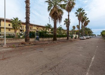 Edificio all\'aperto - Bilocale Via Dottor Carbone
 
27, Mascali - foto 2