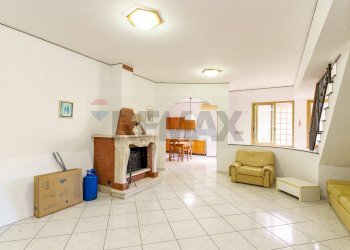 Soggiorno - Villa Gravina di Catania - foto 19