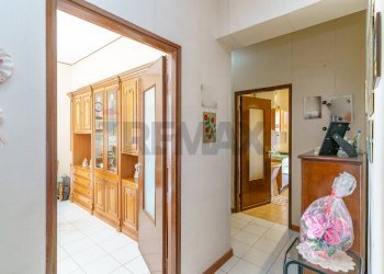 Hall / corridoio - Quadrilocale Corso Indipendenza
 
225, Catania - foto 11