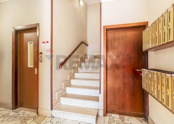 Ricezione / Lobby - Two-room apartment Via Lorenteggio
 
238, Milano - photo 18