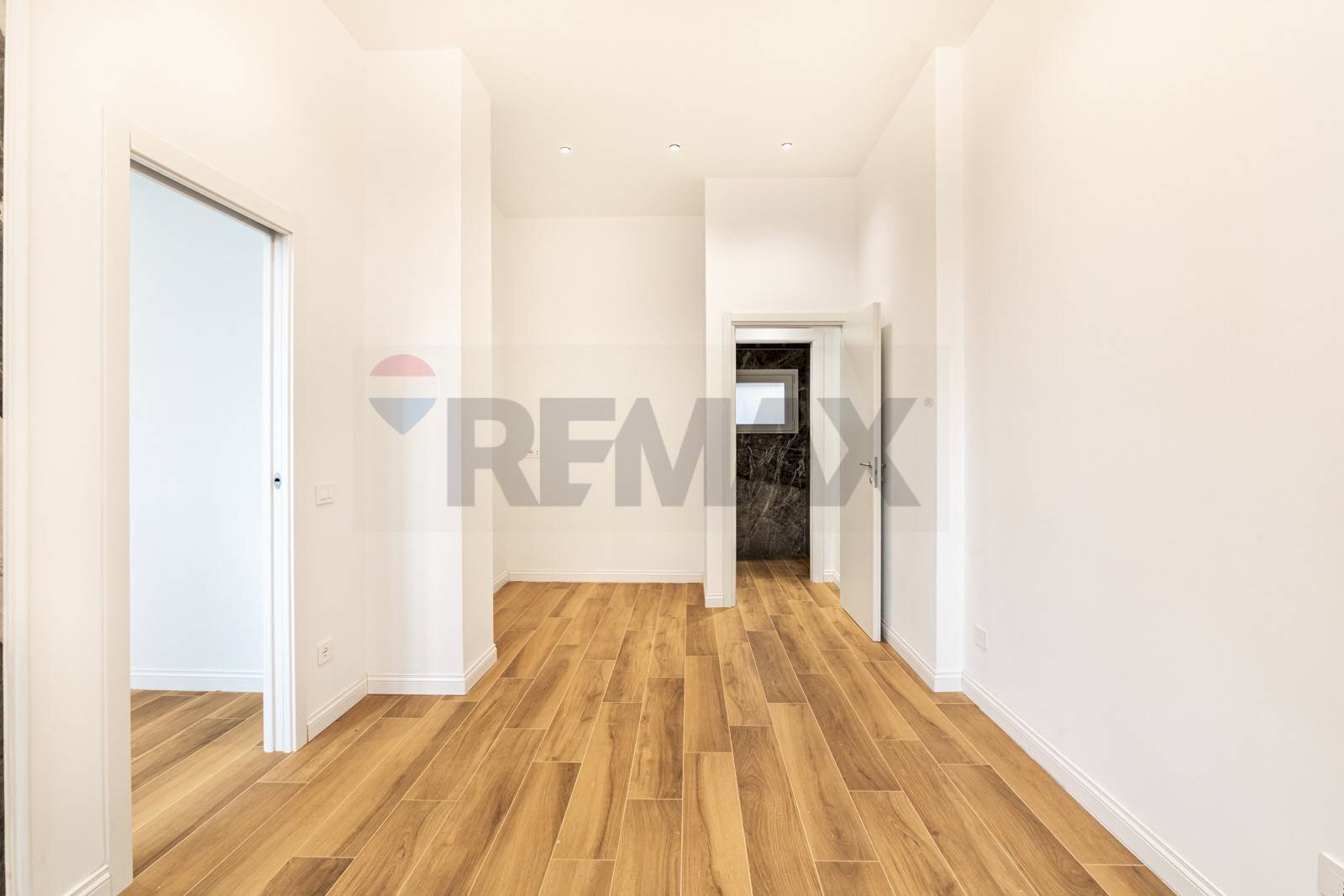 Hall / corridoio - Bilocale Via Bolzano
40, Cologno Monzese - foto 2