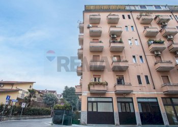 Edificio all\'aperto - Bilocale Via Bolzano
 
40, Cologno Monzese - foto 15