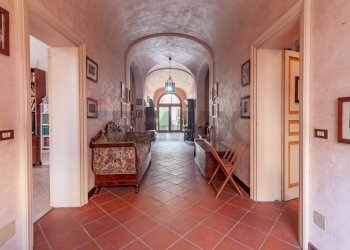 Hall / corridoio - Villa Via San Martino e Solferino
 
18, Gazzuolo - foto 2