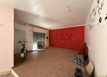 Palestra - Locale Commerciale viale annunziata
 
59, Priolo Gargallo - foto 5