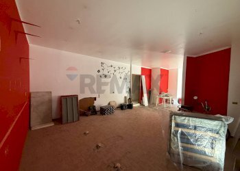 Soggiorno - Locale Commerciale viale annunziata
 
59, Priolo Gargallo - foto 6