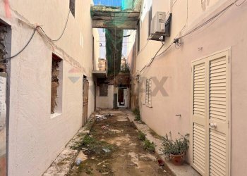 Edificio all\'aperto - Casa indipendente Via Eveneto
 
27, Siracusa - foto 16