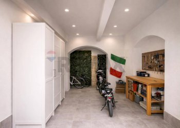 Hall / corridoio - Casa indipendente Via Eveneto
 
27, Siracusa - foto 9