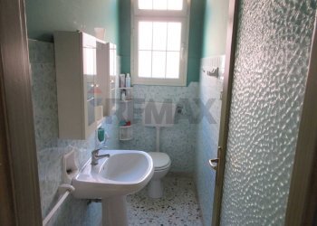 bagno - Appartamento Via Megara
 
414, Augusta - foto 11