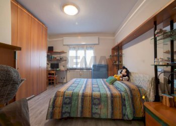 Camera / camera da letto - Casa indipendente Costa Volpino - foto 13