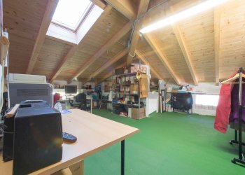 Parcheggio - Casa indipendente Costa Volpino - foto 37