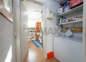 Dispensa di stoccaggio - Casa indipendente Costa Volpino - foto 43