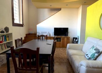 Sala da pranzo - Quadrilocale Contrà della Misericordia
 
14, Vicenza - foto 1