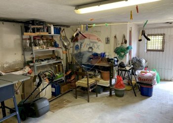 Dispensa di stoccaggio - Villa a Schiera Via Dante Alighieri
 
42, Arsiè - foto 22