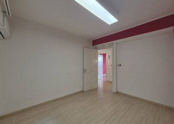 Foto 11 - Office Via Briuccia
 
52, Palermo - photo 11