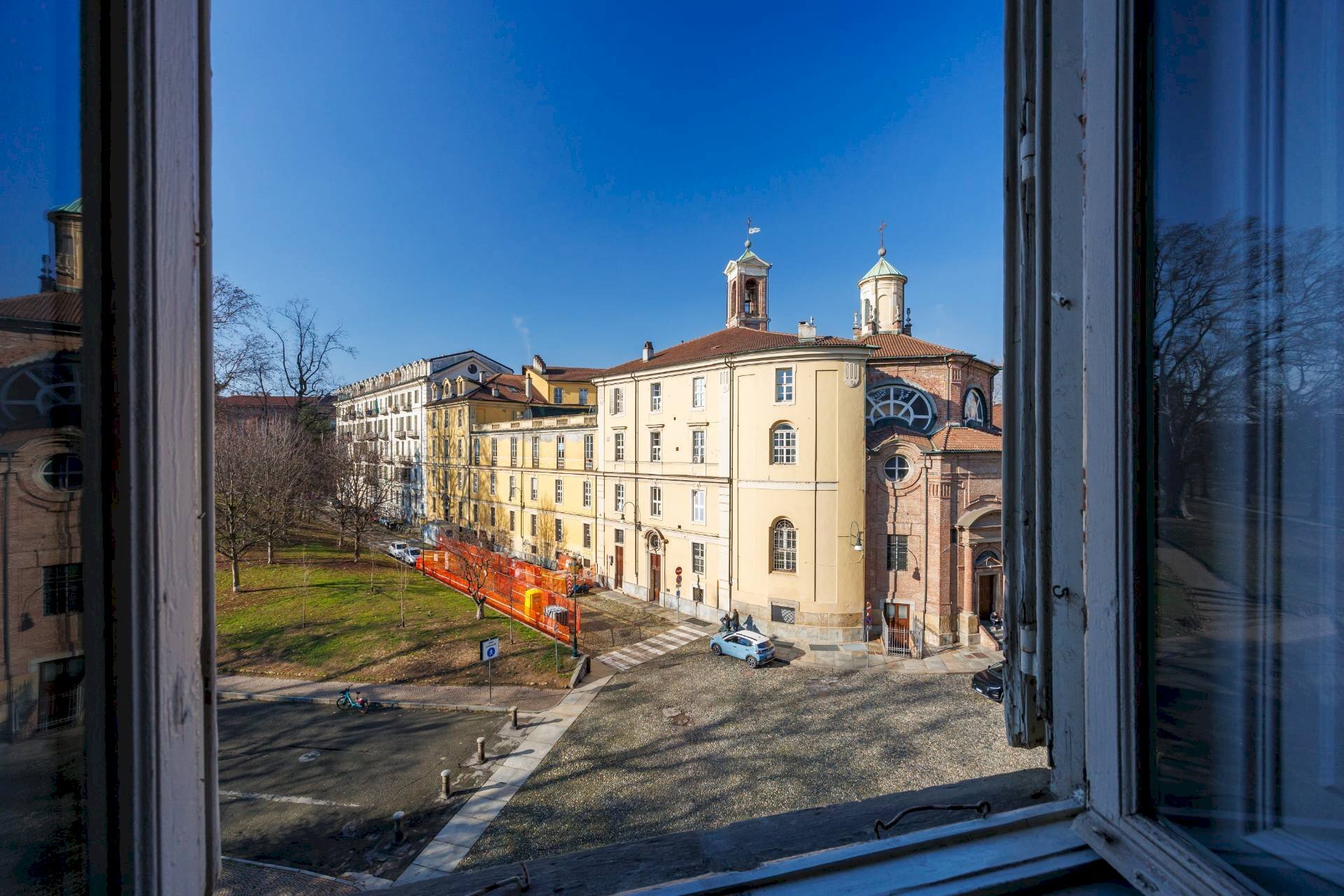 Foto 3 - Three-room apartment Piazza Cavour
 
10, Torino - photo 3