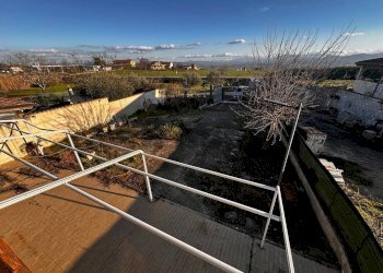 Balcone - Casa semi indipendente via padre pio
 
211, Benevento - foto 6