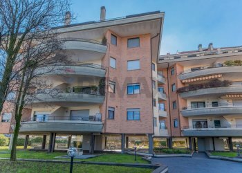 Edificio all\'aperto - Trilocale Corso Sempione
 
165, Busto Arsizio - foto 1